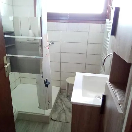 Cosy Avec Terrasse Et Barbecue A - 28 M² * Cazaubon